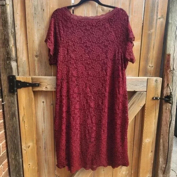 Maurices  Womens Plus Size in Red Zinfandel Double Lined Lace Dress Size XXL - Picture 5 of 15
